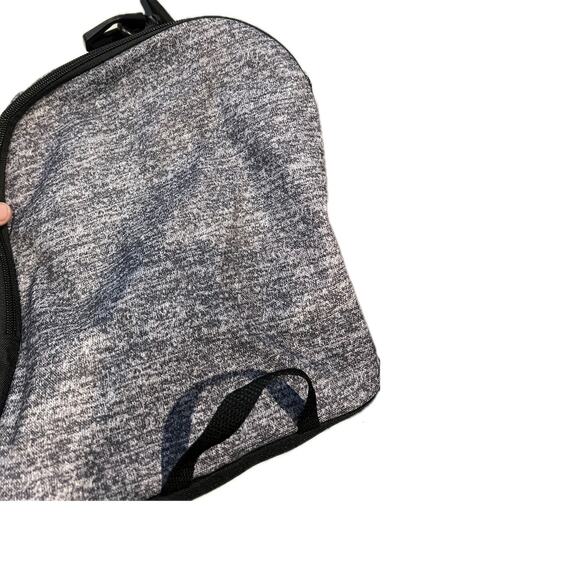 Adidas Defender Medium 20"x12"x10" Black Gray Duffel Bag - Picture 6 of 6